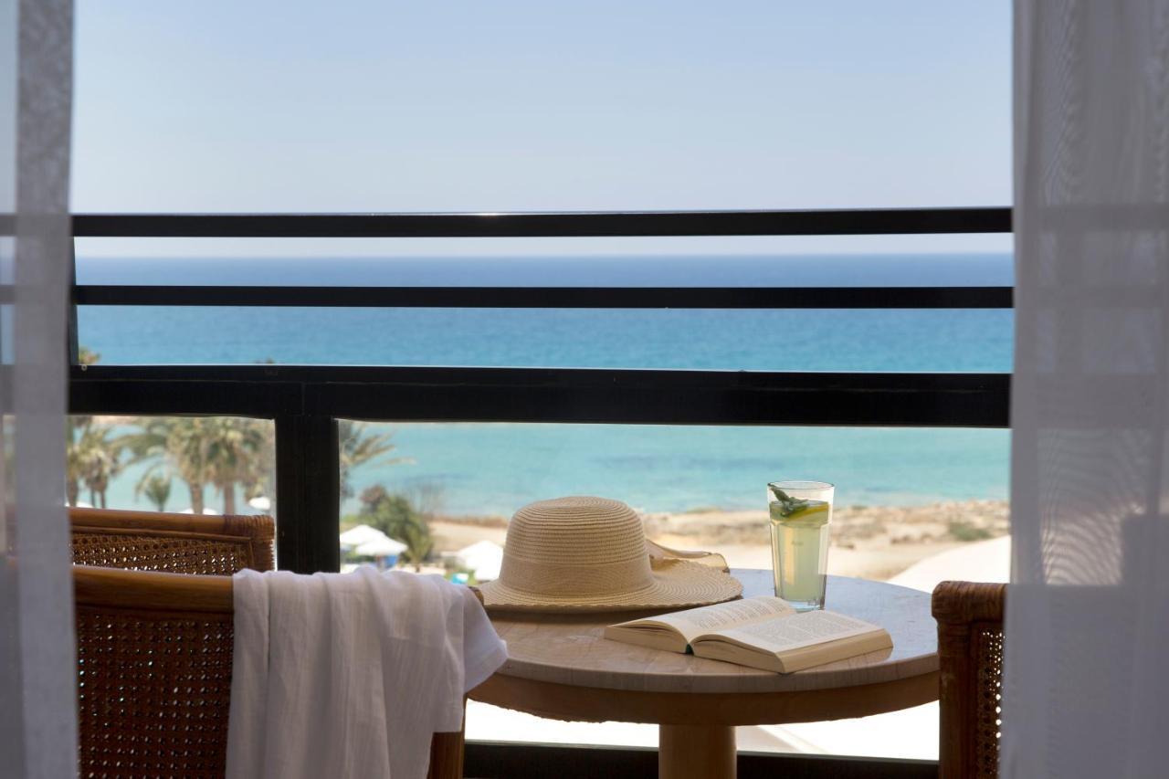 Venus Beach Hotel Paphos Exterior foto View from the hotel